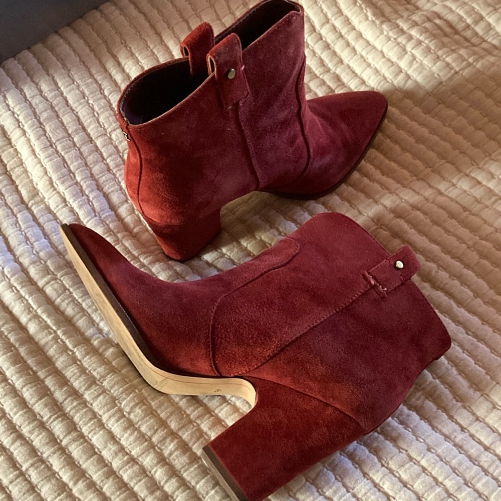 Brick Red Suede Western Booties, sz 9.5